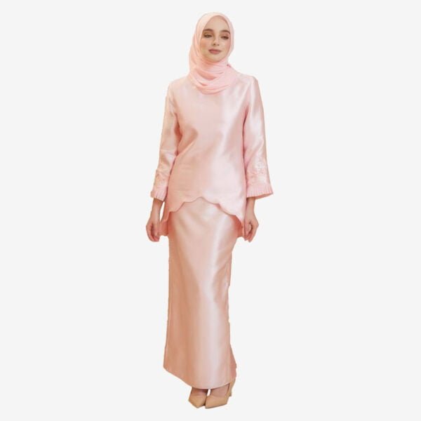 Qaseh Series in Soft Pink - Image 2