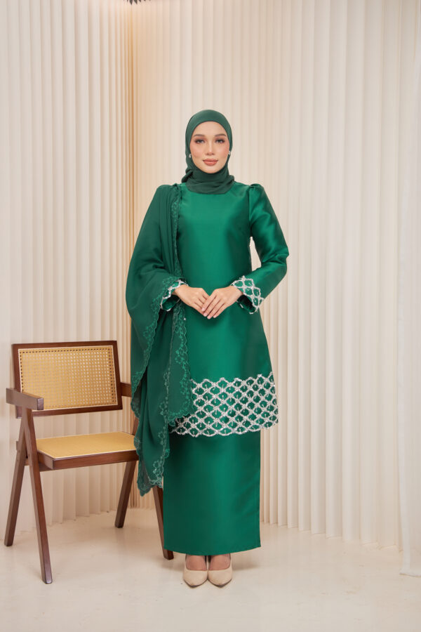 (Pre-Order) Fatima Series in Emerald Green