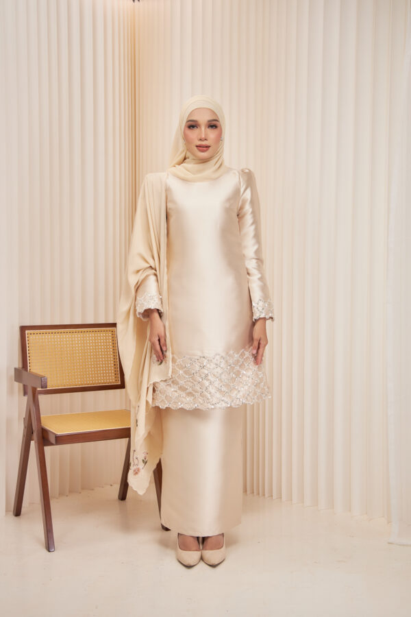 Fatima Series in Nude - Image 3