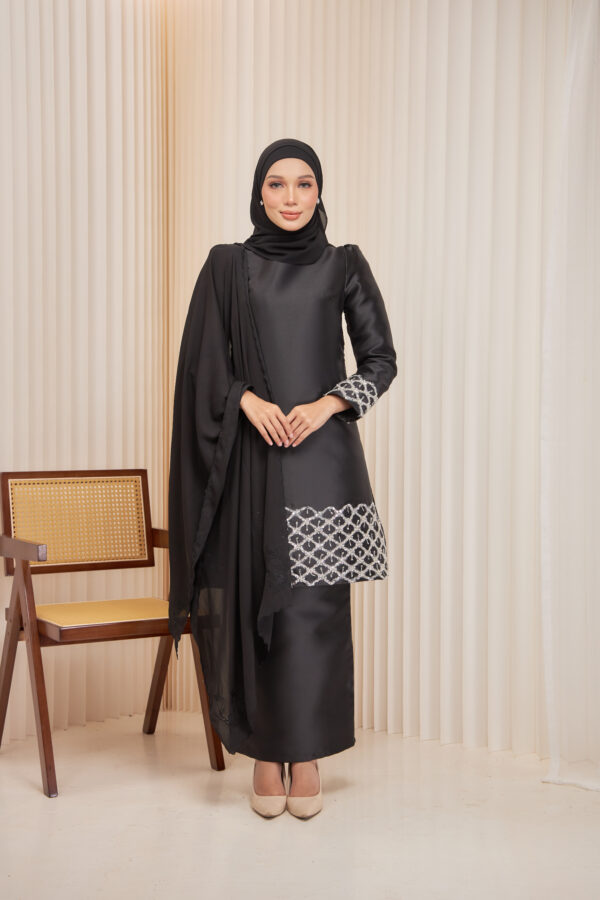 Fatima Series in Black