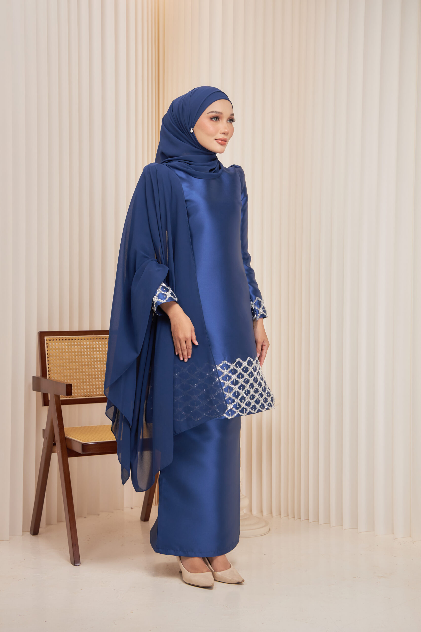 (Pre-Order) Fatima Series in Navy Blue - Image 4