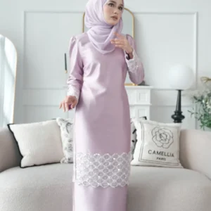 Dahlia Series in Lilac